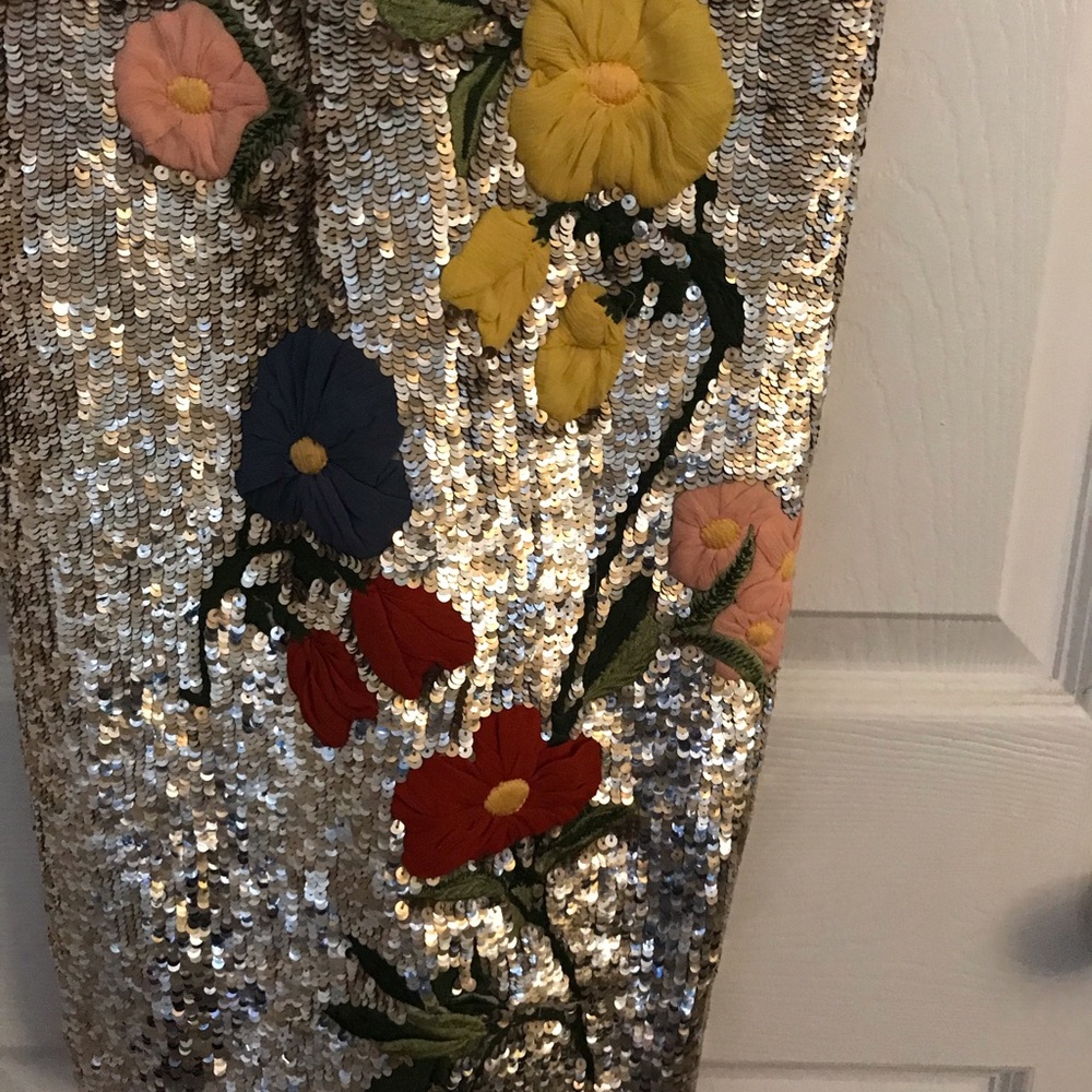 Gold sequins dress - Picture 9 of 9